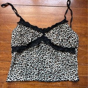 Cropped Leopard Top